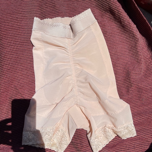 New Ardyss Body Shaper - Picture 3 of 3